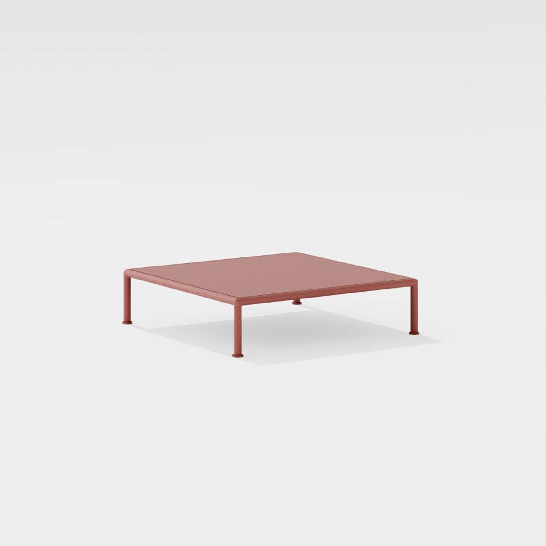 Roè | Low square table 79 x 79 x h 20/30 cm Roè | Low square table 79 x 79 x h 20/30 cm
