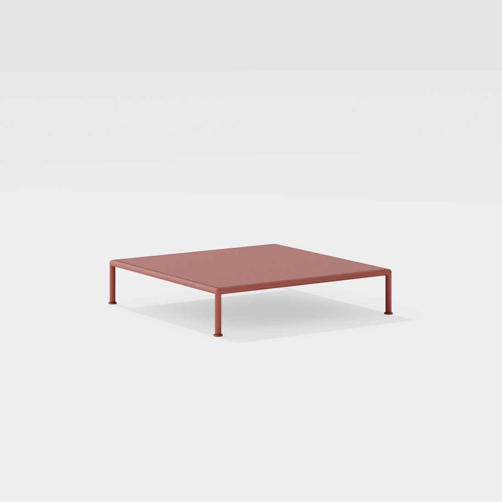 Roè | Low square table 96 x 96 x h 20/30 cm Roè | Low square table 96 x 96 x h 20/30 cm