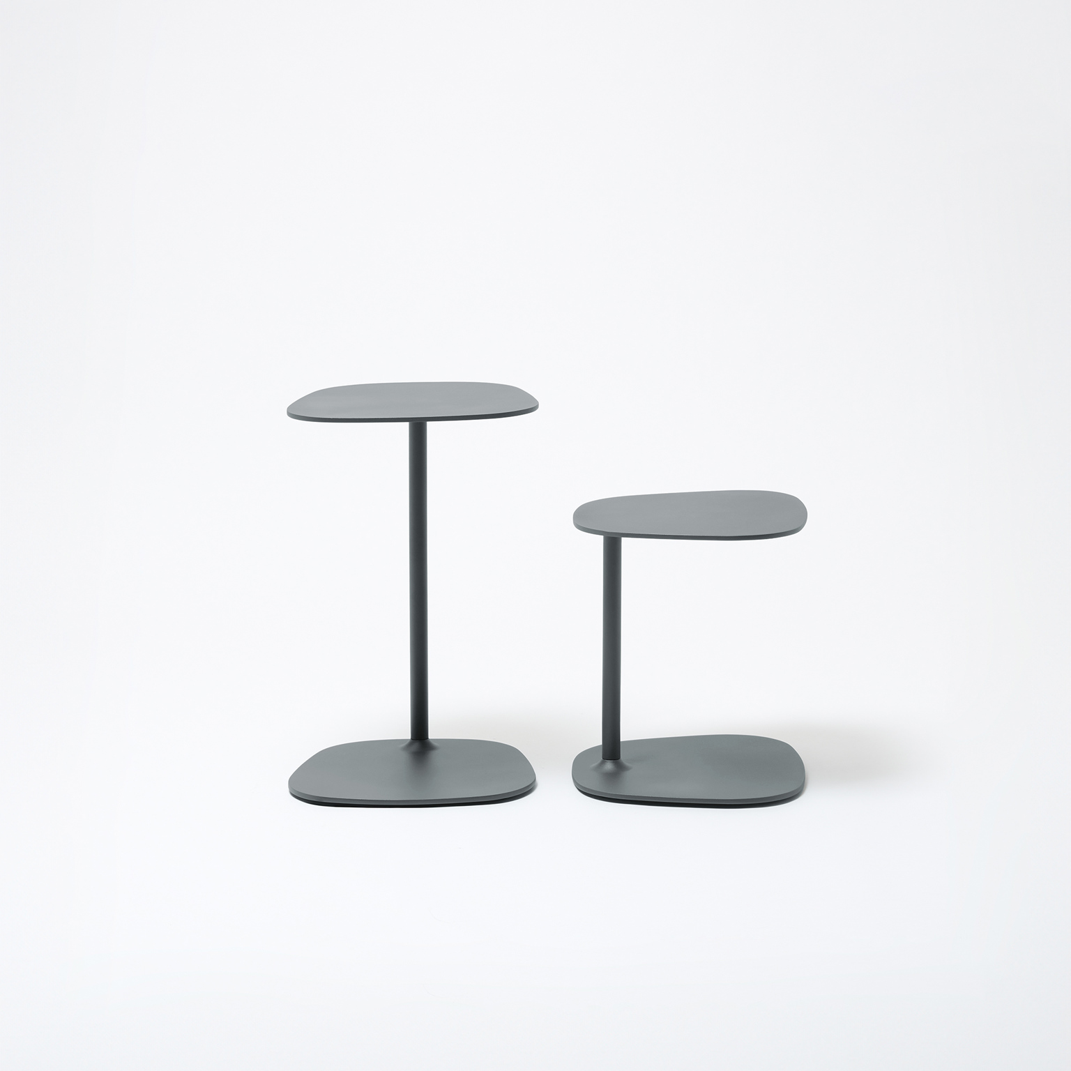 Aikana small table cm 40 x 38 x h 44