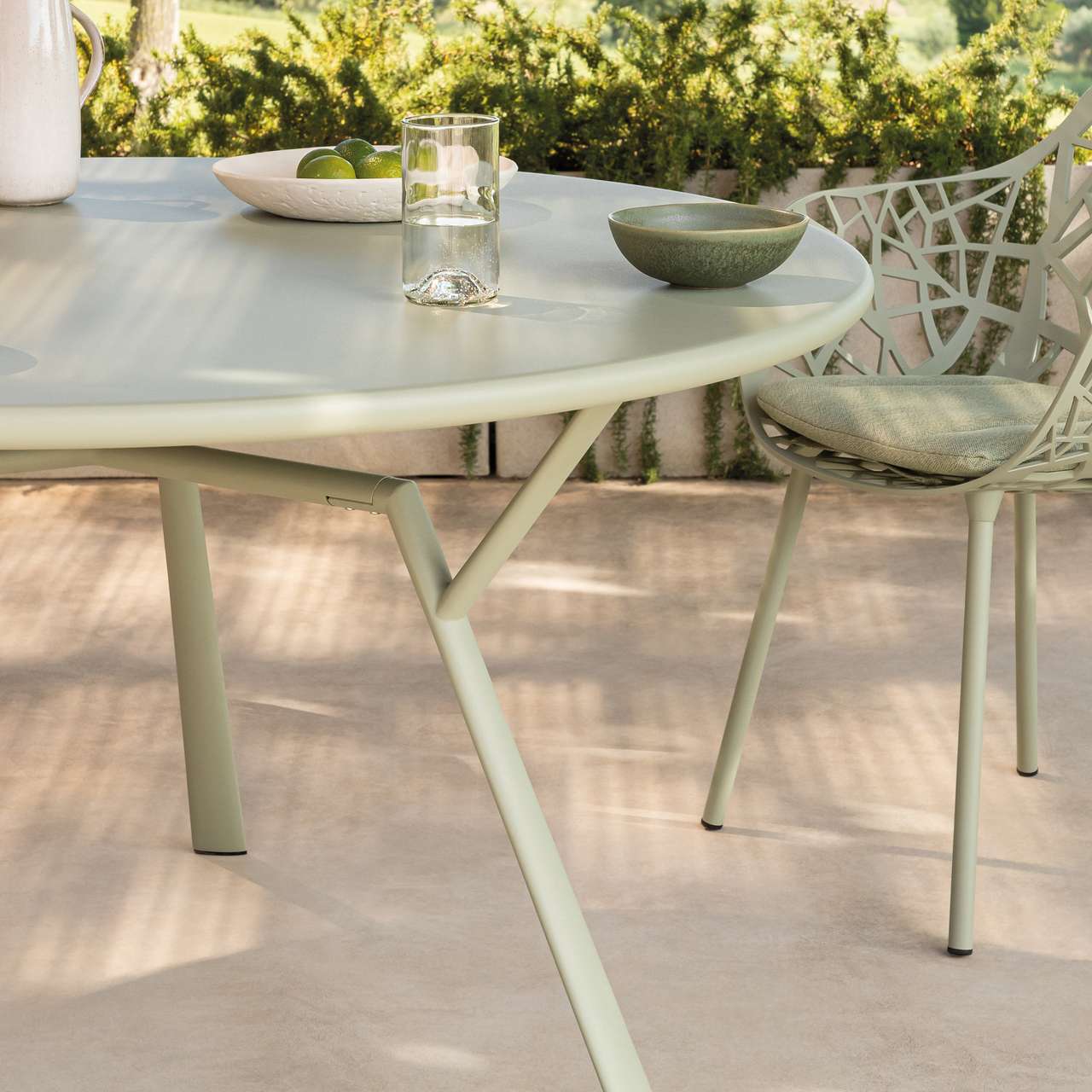 Radice Quadra round table
