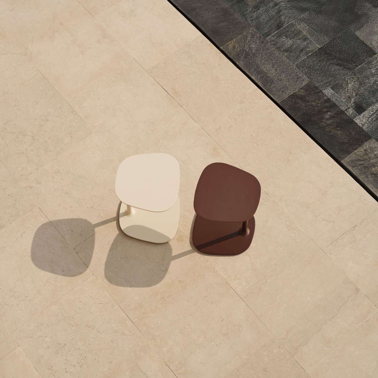 Aikana small table cm 40 x 38 x h 63