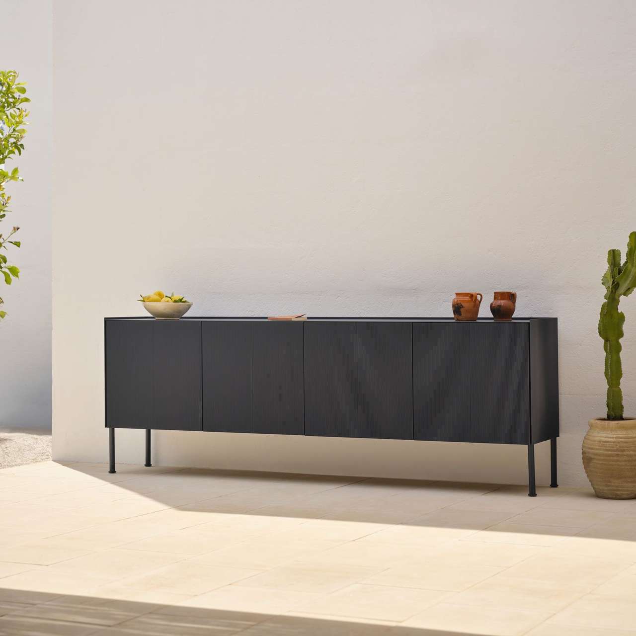Samba low sideboard with four doors