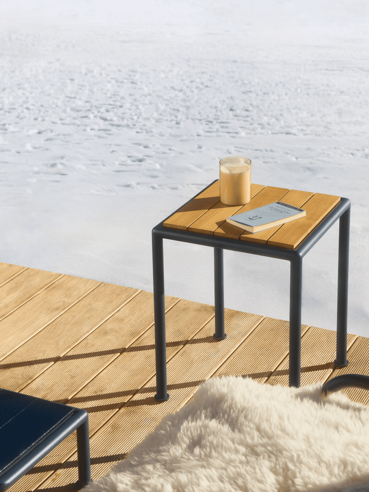Tavolino con piano in Teak