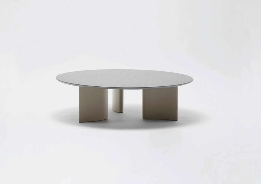 Naca | Low round table with top in speckled aluminium ø 80 / ø 138 x h 40 cm
